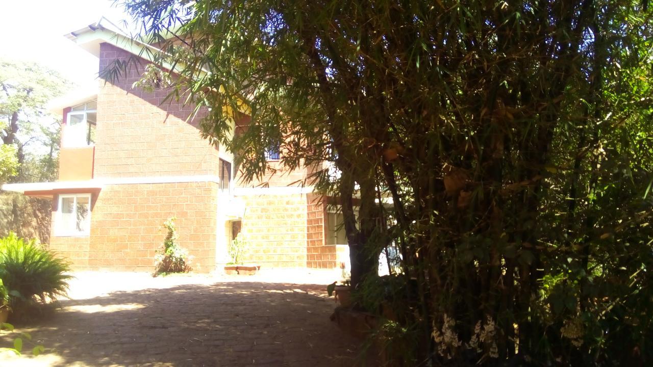 Hotel Tree Top Mahābaleshwar Buitenkant foto