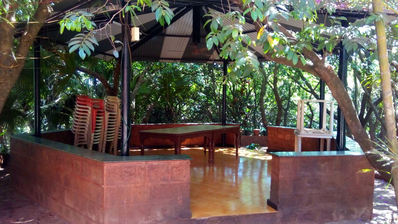 Hotel Tree Top Mahābaleshwar Buitenkant foto