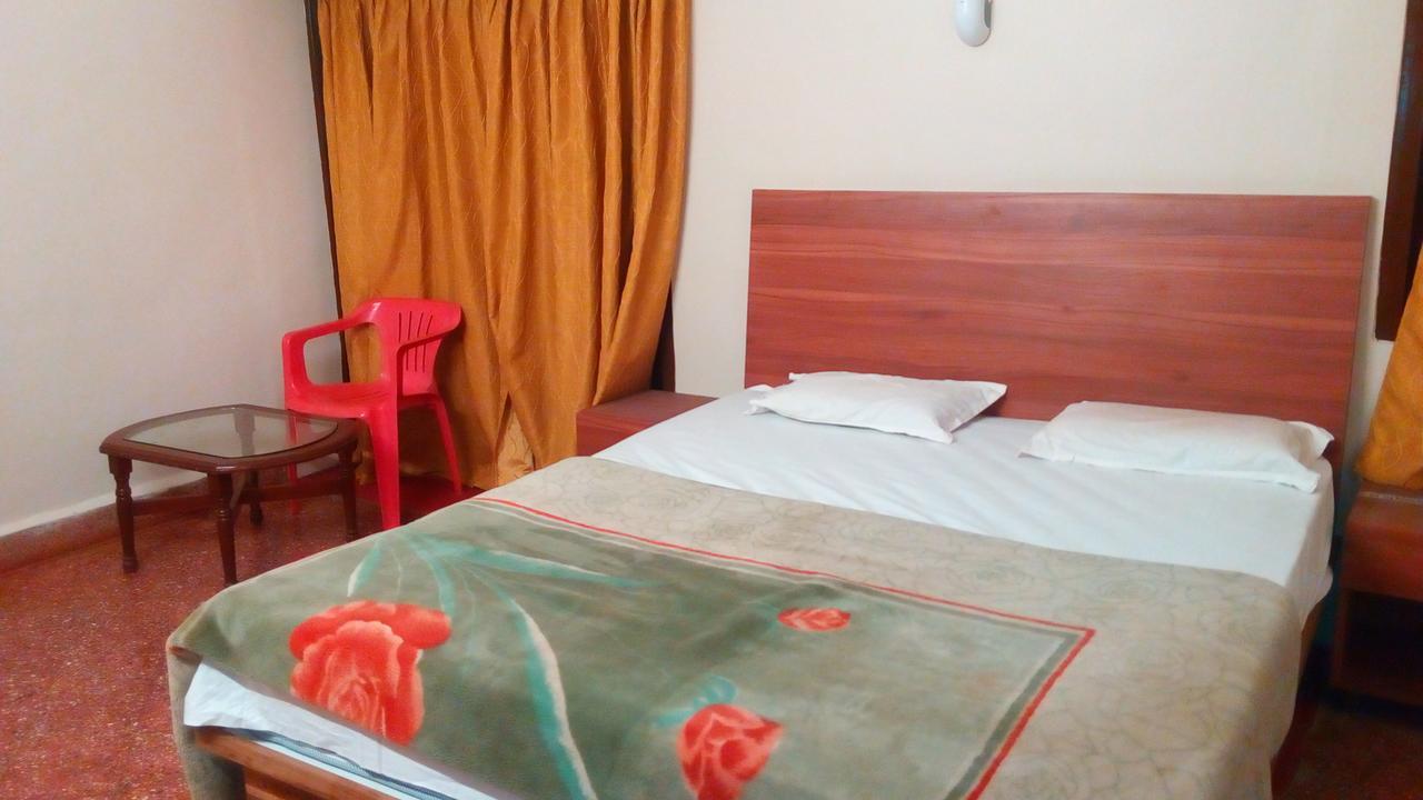 Hotel Tree Top Mahābaleshwar Buitenkant foto
