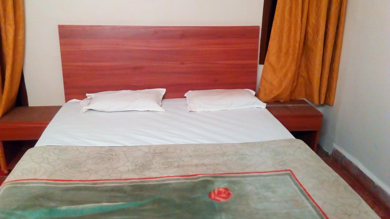 Hotel Tree Top Mahābaleshwar Buitenkant foto